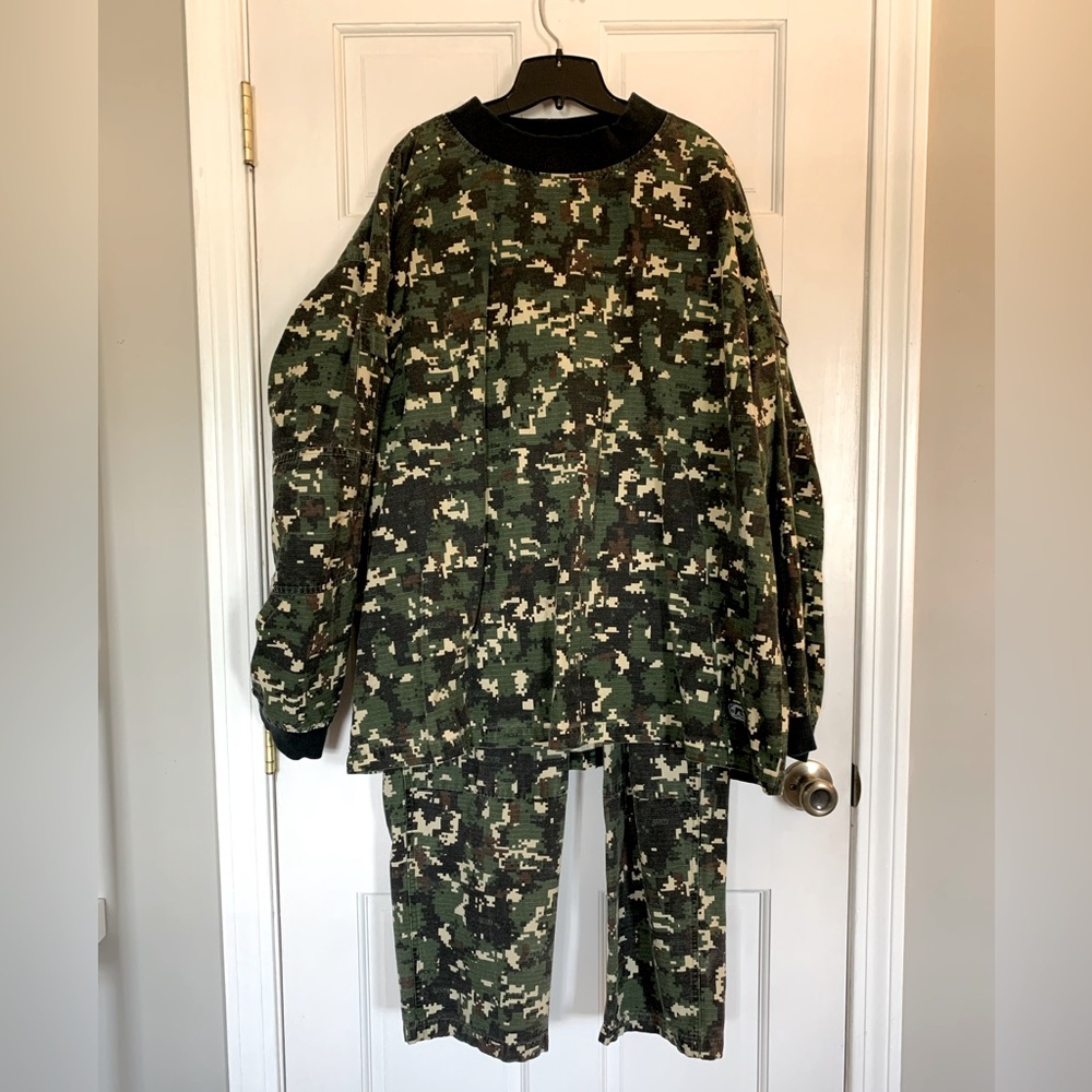Camo paintball suit